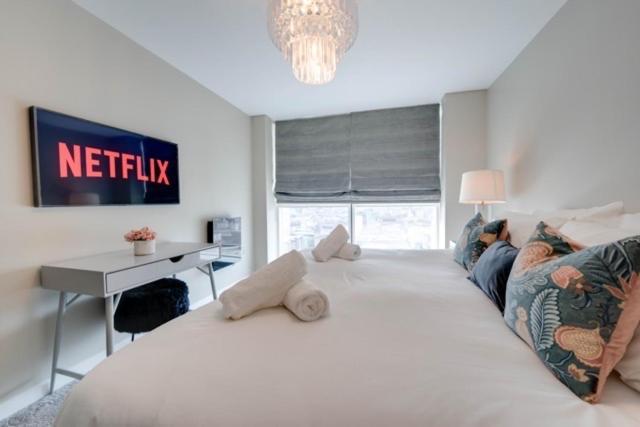 Tallest Building In The City Centre Sleeps 5 Incredible City Mountain And Lagan Views Belfast Exterior foto
